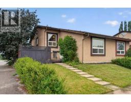 179 Pinecliff Close NE - photo 1