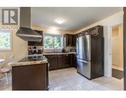 639 Torbay Road thumbnail 16