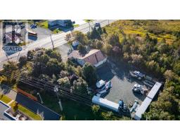 639 Torbay Road thumbnail 31