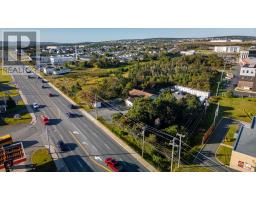 639 Torbay Road thumbnail 32