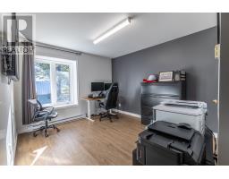 639 Torbay Road thumbnail 6