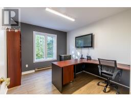 639 Torbay Road thumbnail 7