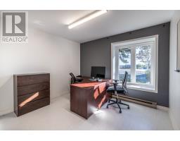 639 Torbay Road thumbnail 9