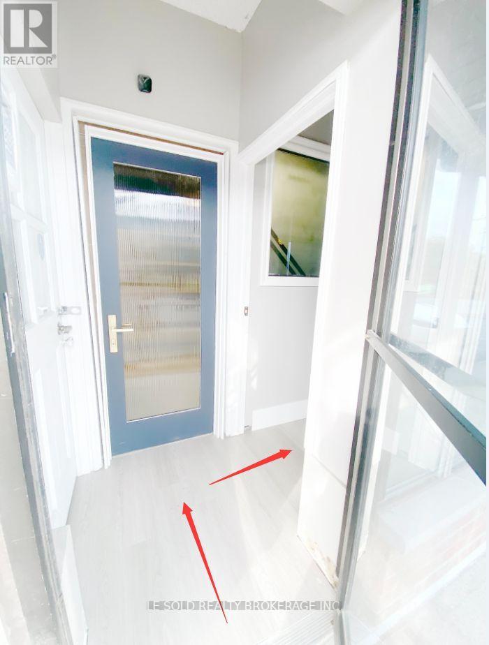 4 (2ND FLOOR C & D) - 117 RINGWOOD DRIVE, Whitchurch-Stouffville (Stouffville) — photo 2