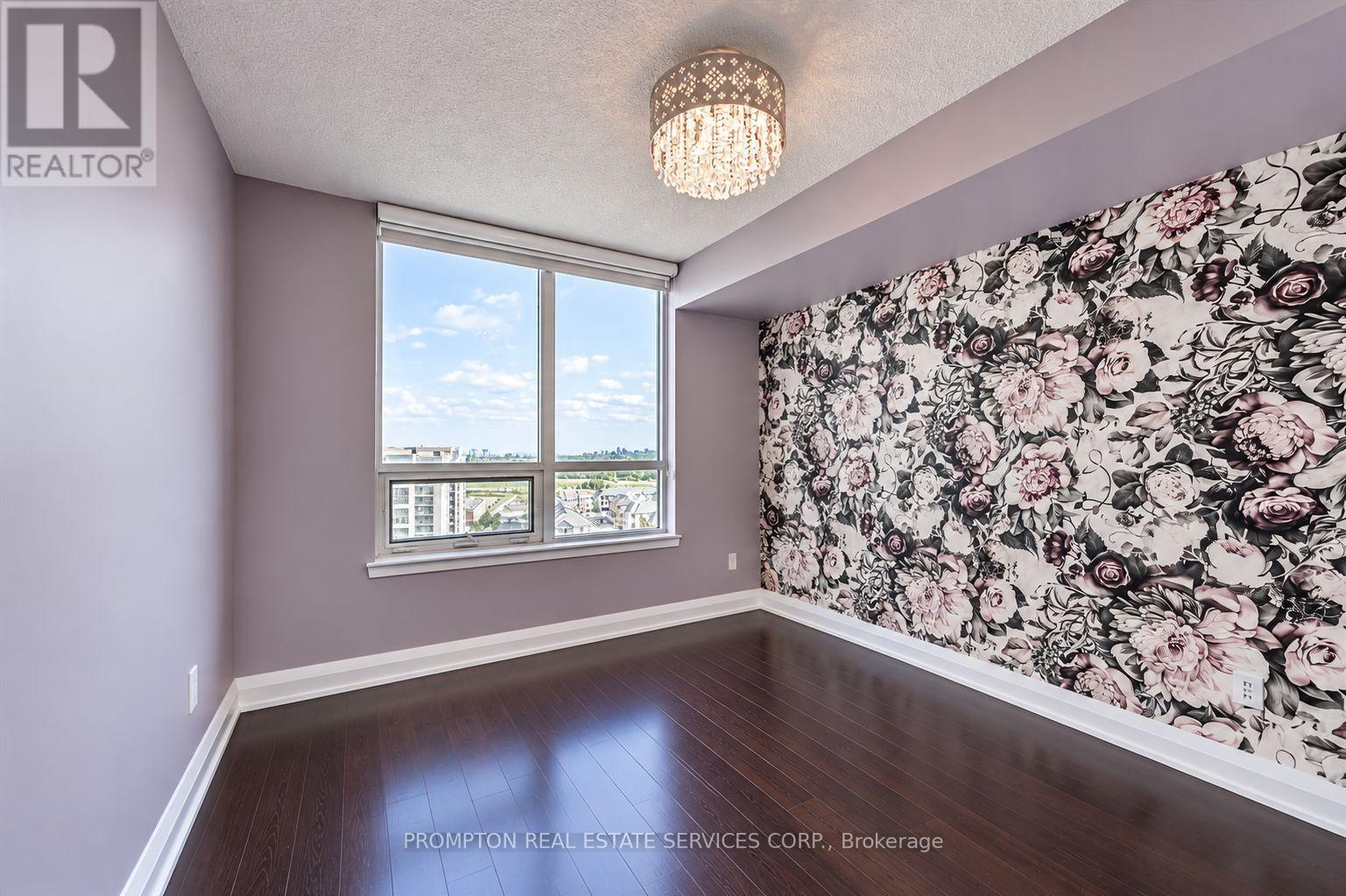 PH 08 - 372 HIGHWAY 7 ROAD E, Richmond Hill (Doncrest) — photo 4