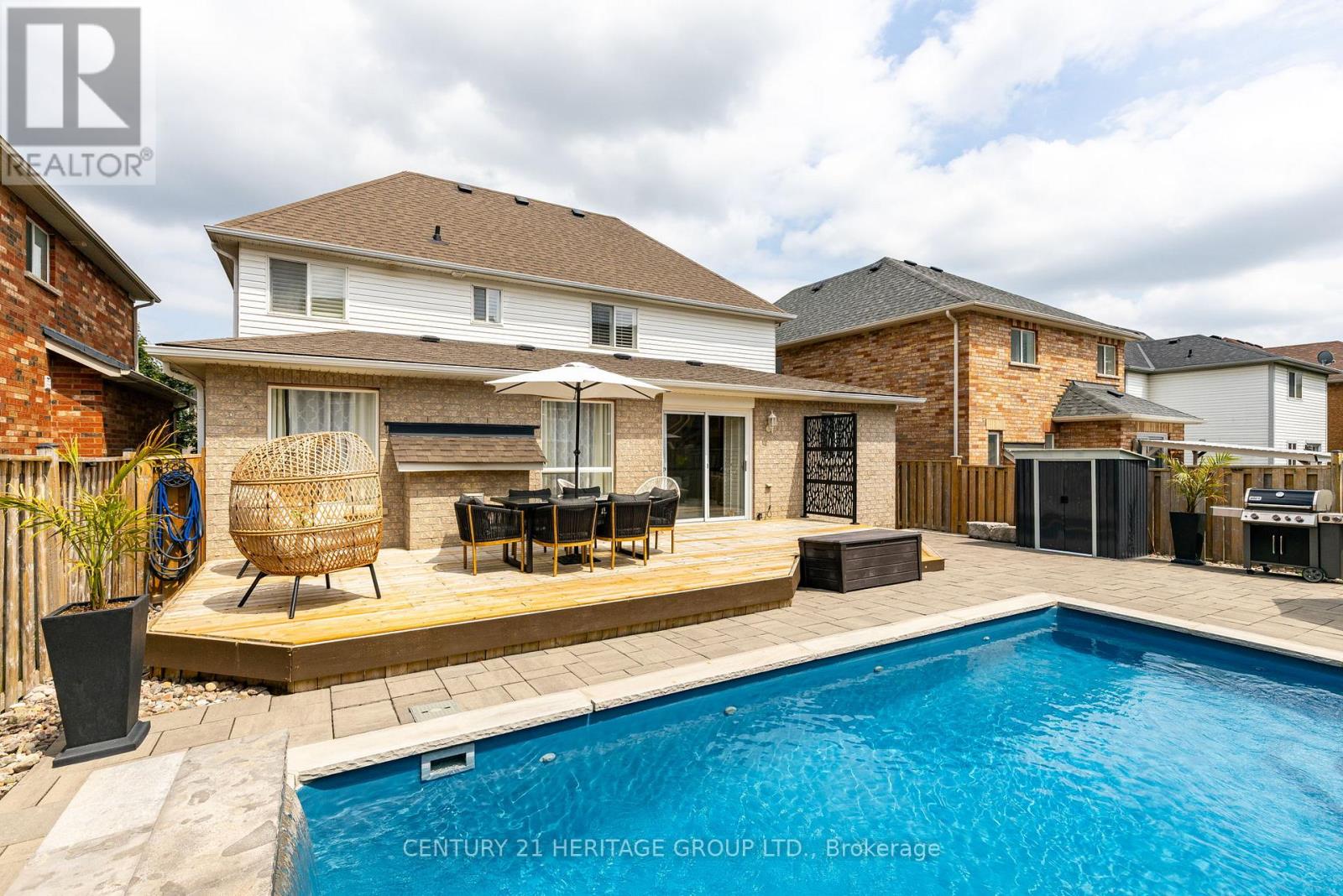 106 LAURENDALE AVENUE, Georgina (Keswick South) — photo 2