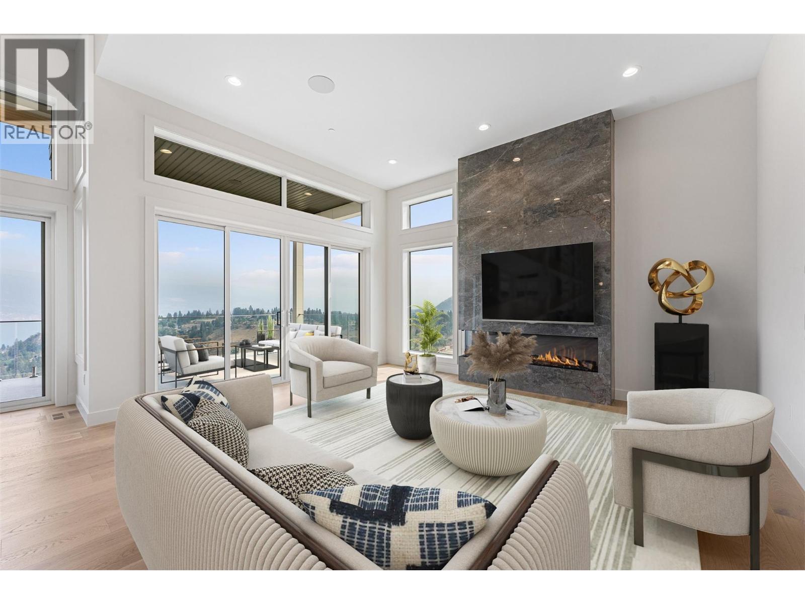 18697 Mckenzie Court, Summerland