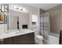 16 Daffodil Road, Springwater, ON L9X2E3 Photo 11