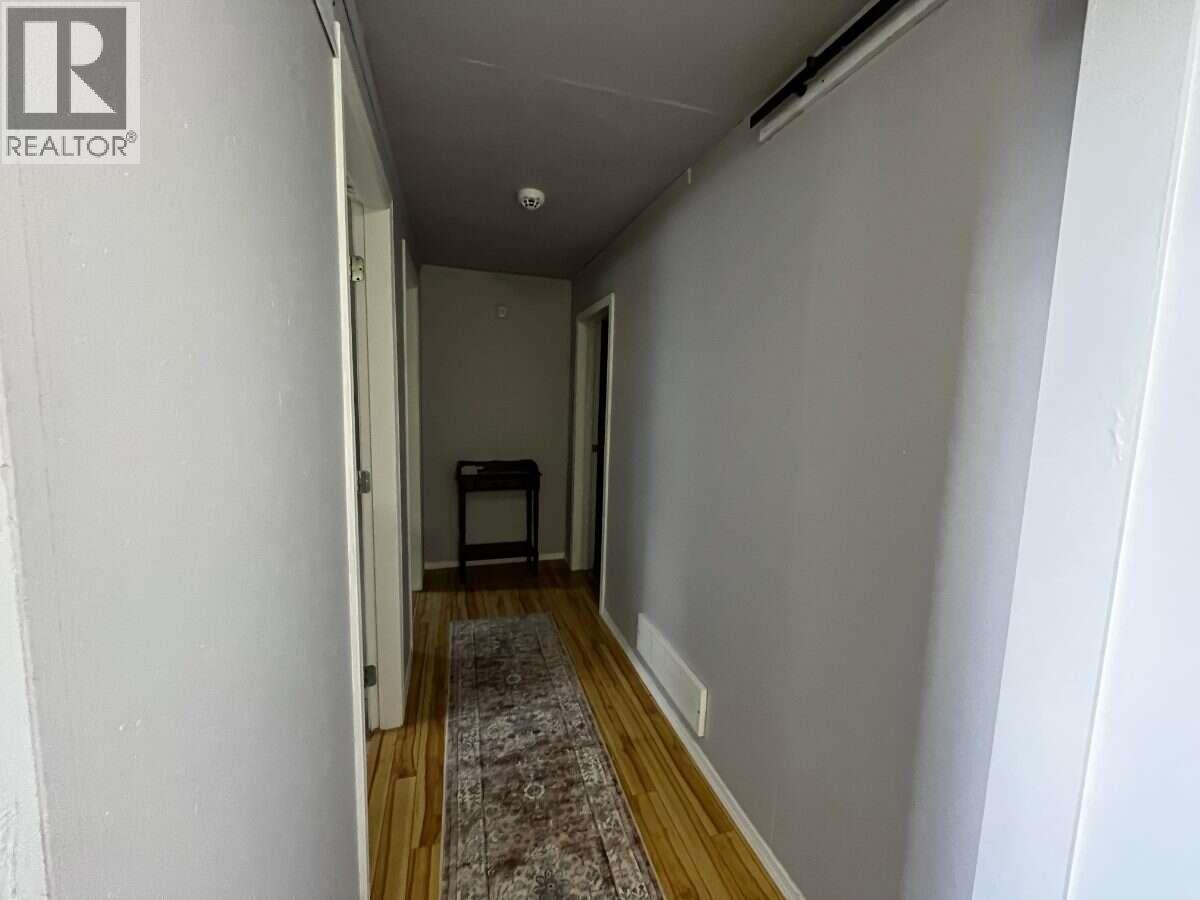321 N OGILVIE STREET - 36