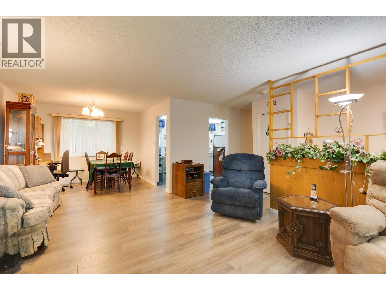 132 MCKENZIE AVENUE - Image 4