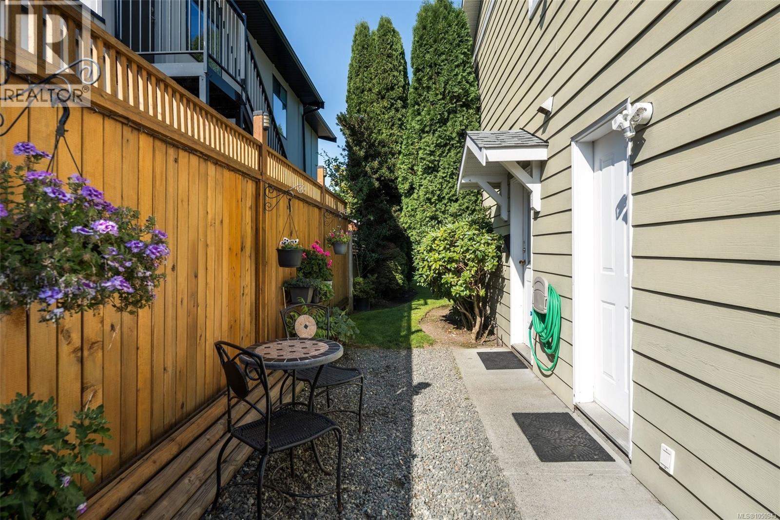2244 Malaview Ave - 25