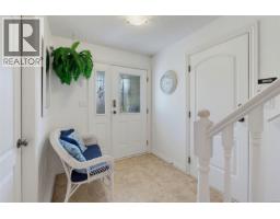 Kitchen - 2244 Malaview Ave, Sidney, BC V8L2E7 Photo 6
