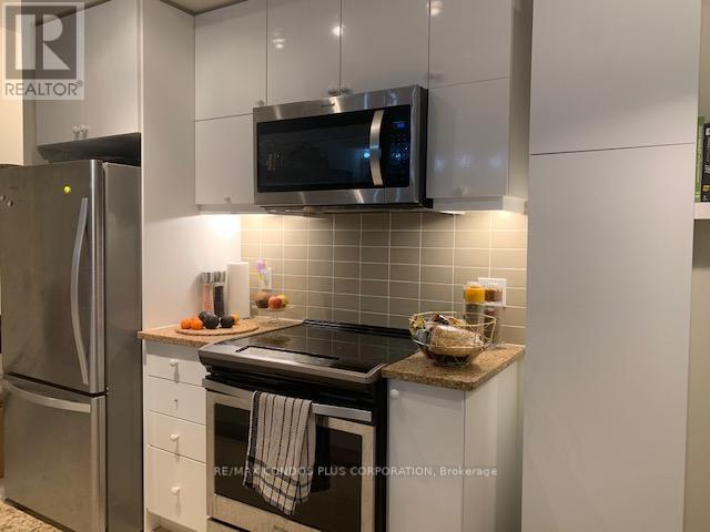 320 - 39 ANNIE CRAIG DRIVE, Toronto (Mimico) — photo 11