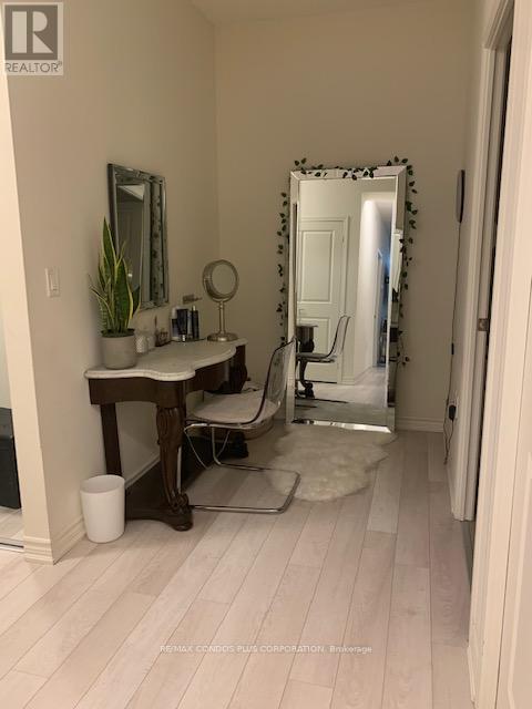 320 - 39 ANNIE CRAIG DRIVE, Toronto (Mimico) — photo 4