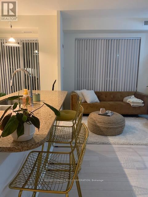 320 - 39 ANNIE CRAIG DRIVE, Toronto (Mimico) — photo 6
