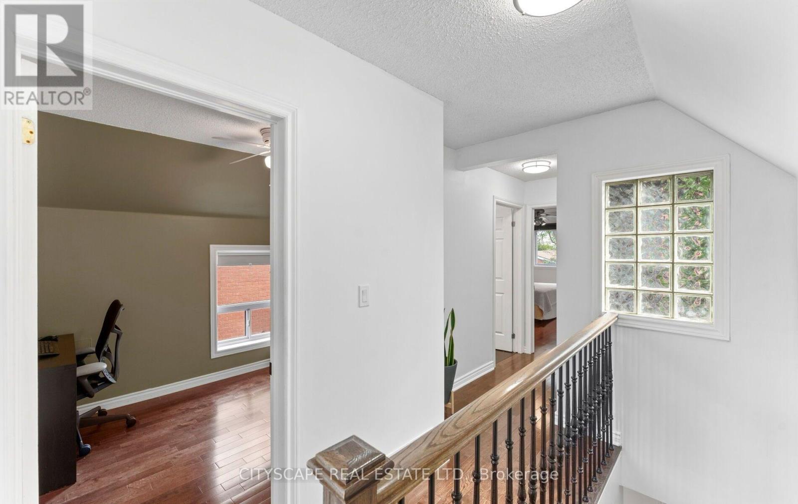 3 CARDELL AVENUE - 13