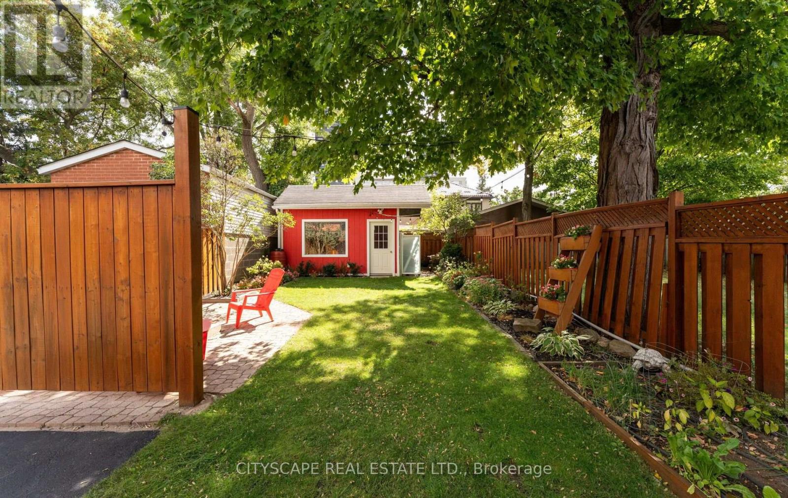 3 CARDELL AVENUE - 25
