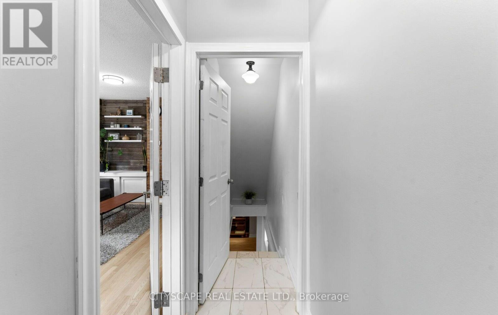 3 CARDELL AVENUE, Toronto (Humberlea-Pelmo Park) — photo 4