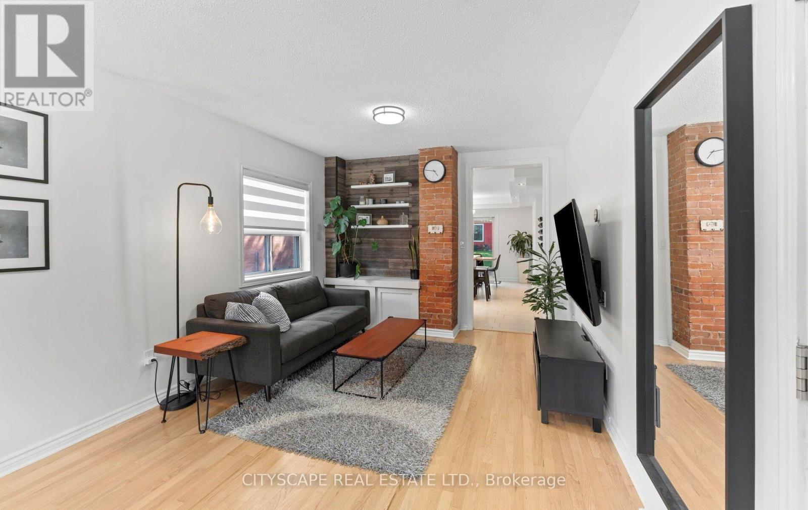 3 CARDELL AVENUE, Toronto (Humberlea-Pelmo Park) — photo 5