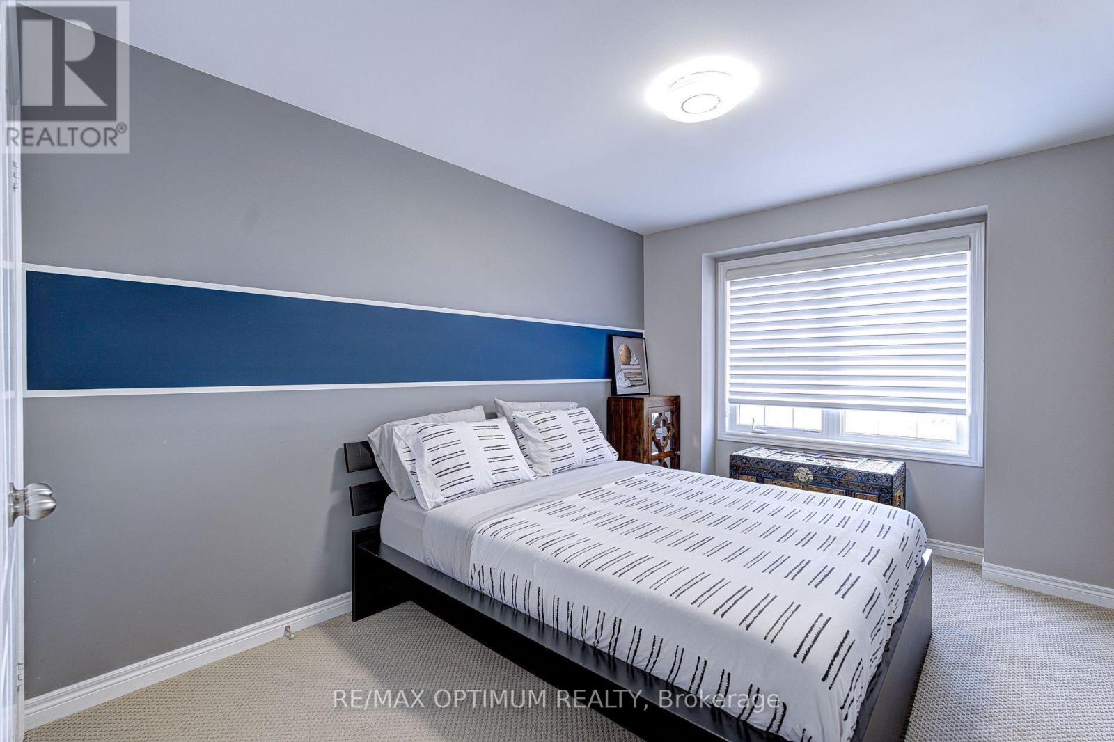 140 SKY HARBOUR DRIVE - Image 31