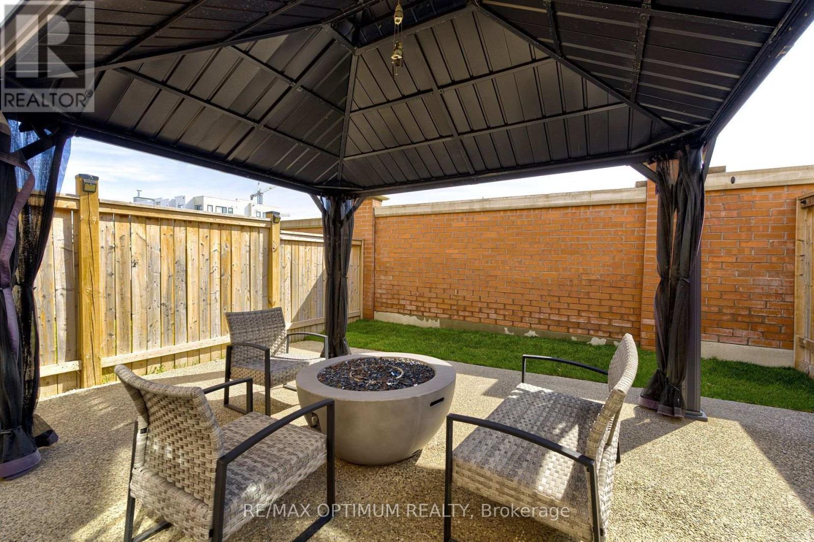 140 SKY HARBOUR DRIVE - Image 41