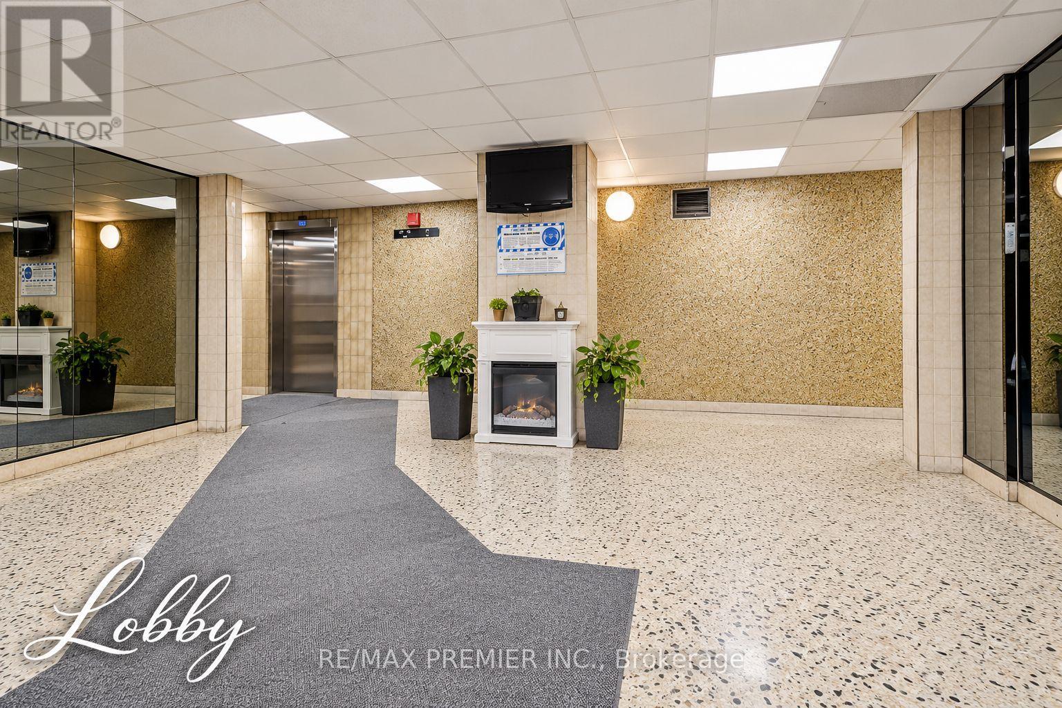 307 - 60 STEVENSON ROAD, Toronto (Mount Olive-Silverstone-Jamestown) — photo 3
