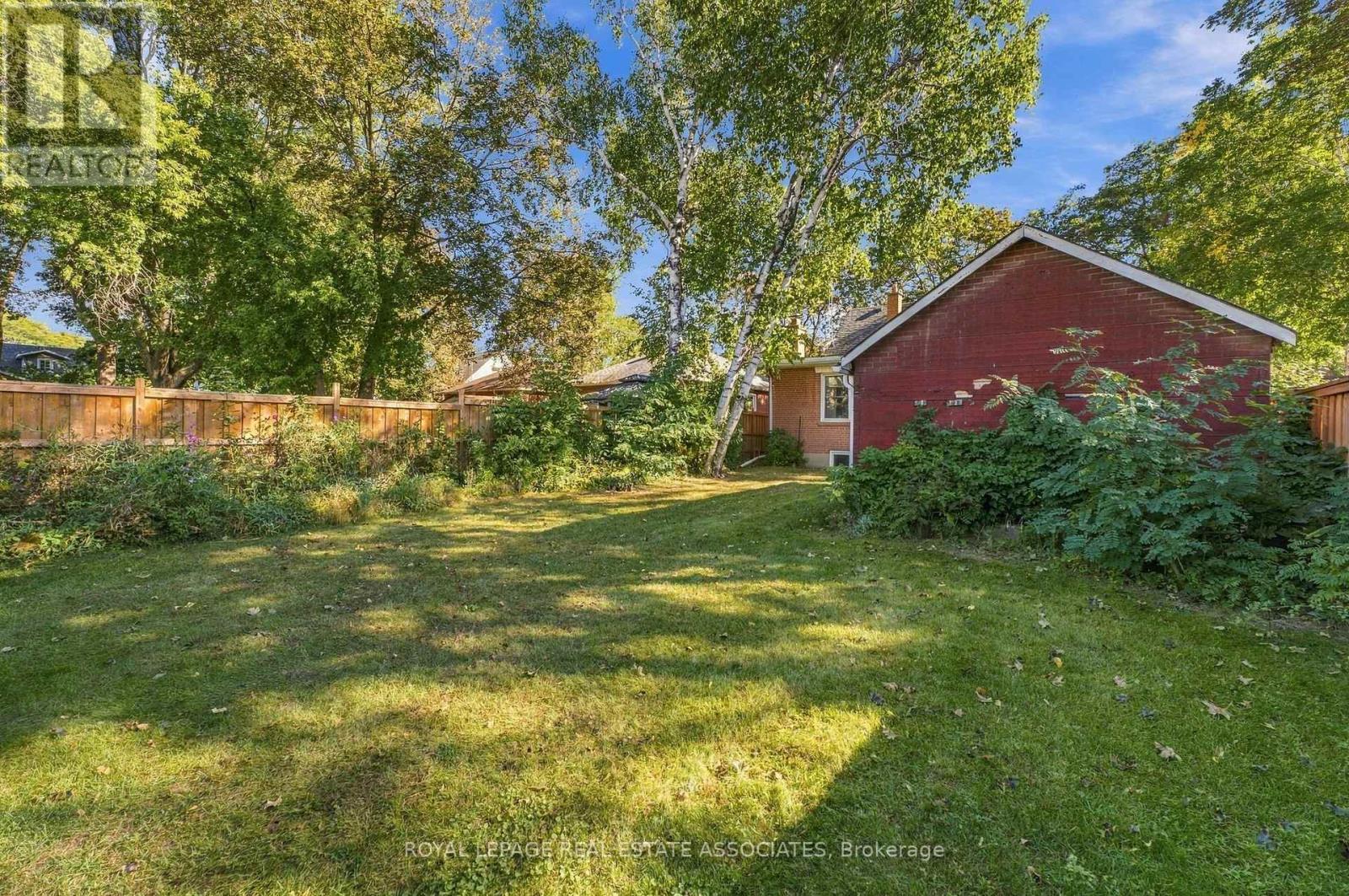 68 GAIR DRIVE - 30