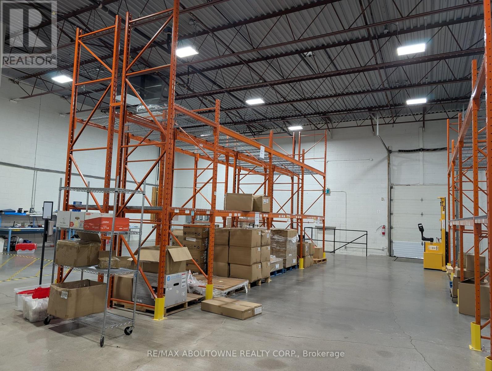 F7 - 1273 NORTH SERVICE ROAD E, Oakville (QE Queen Elizabeth) — photo 5