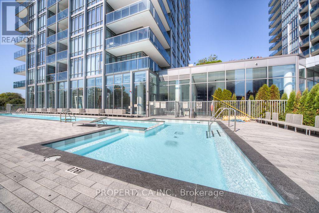 #1215 88 PARK LAWN ROAD - 26