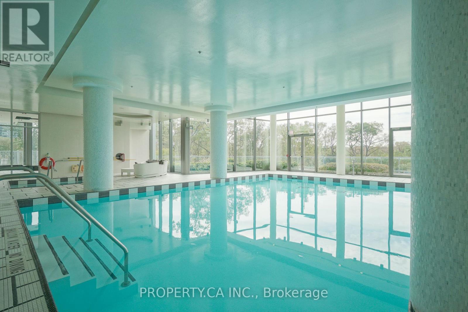 #1215 88 PARK LAWN ROAD - 30