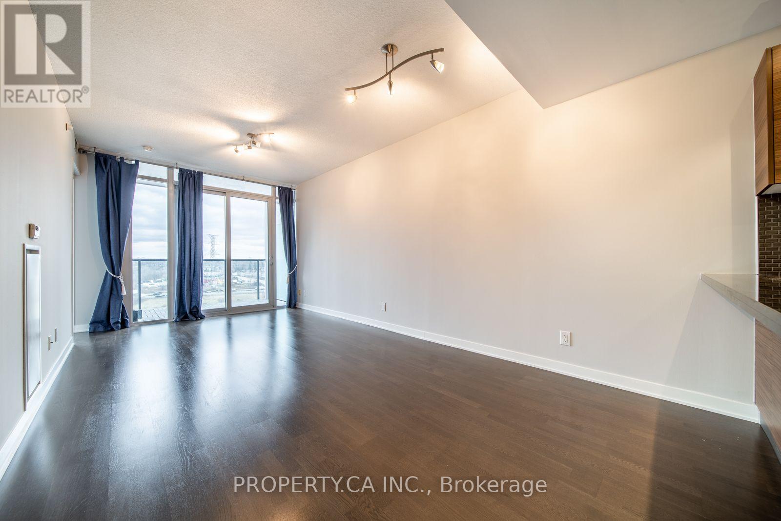 1215 - 88 PARK LAWN ROAD, Toronto (Mimico) — photo 9