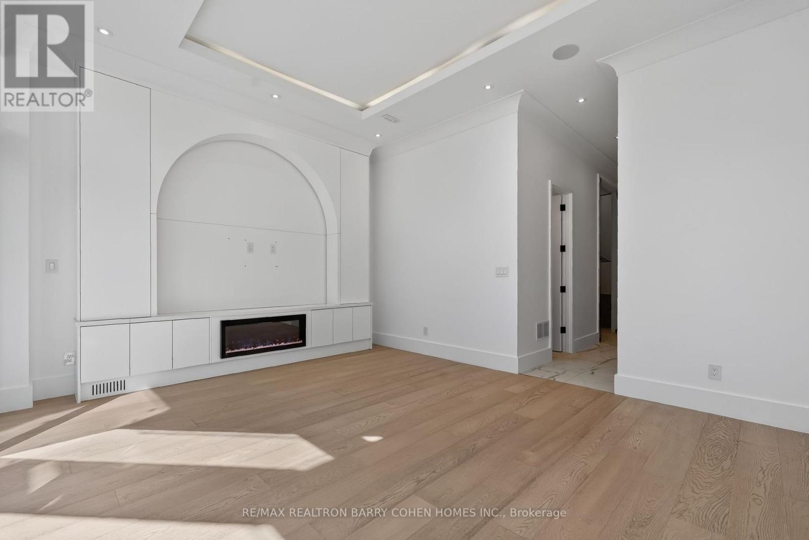 119 GLENGROVE AVENUE W - Image 43
