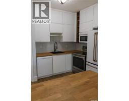 Family room - 1019 C Avenue N, Saskatoon, SK S7L1K1 Photo 7