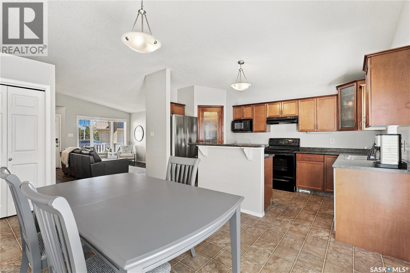 3934 Robin PLACE E, Regina — photo 12