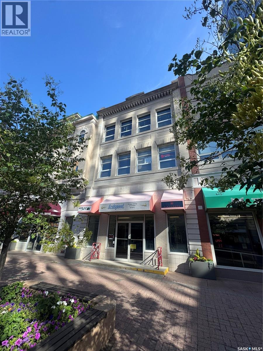 100 1855 Scarth STREET, Regina