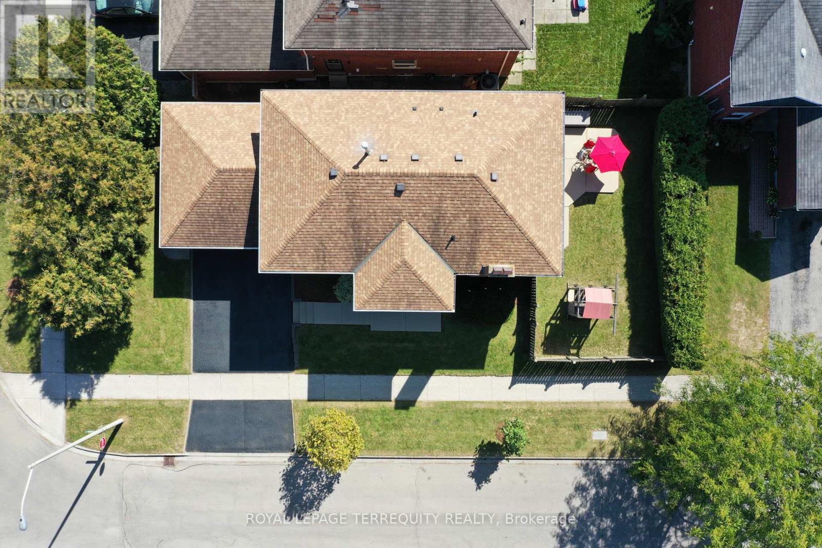 10 SCARBORO AVENUE - 46