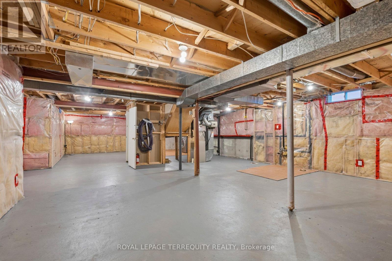 10 SCARBORO AVENUE - 40