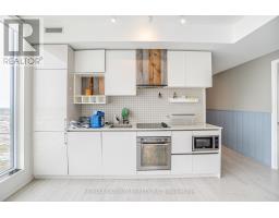 5702 - 5 Buttermill Avenue, Vaughan, ON L4K0J5 Photo 15