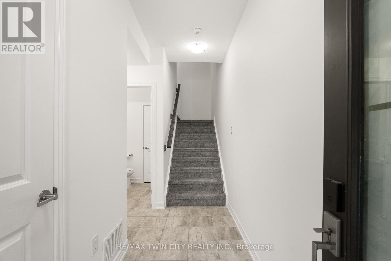 129 - 10 BIRMINGHAM DRIVE, Cambridge — photo 6