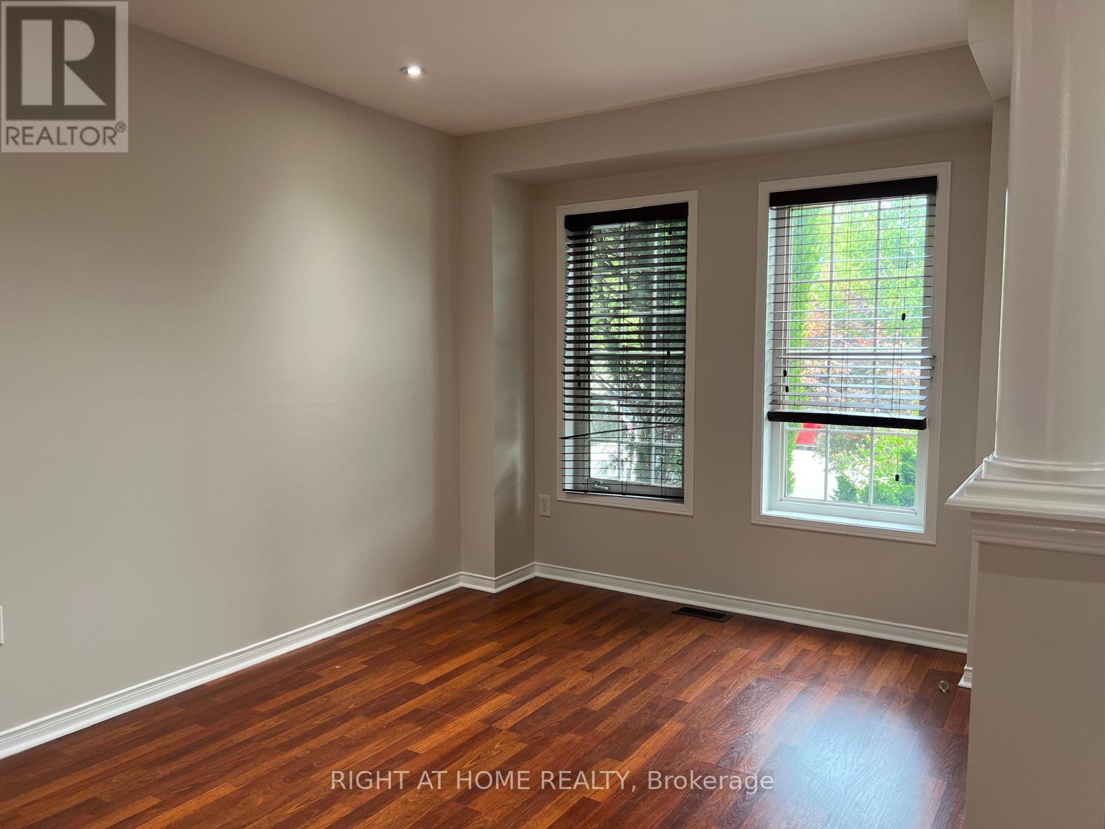 39 GOLDEN IRIS CRESCENT, Hamilton (Waterdown) — photo 7