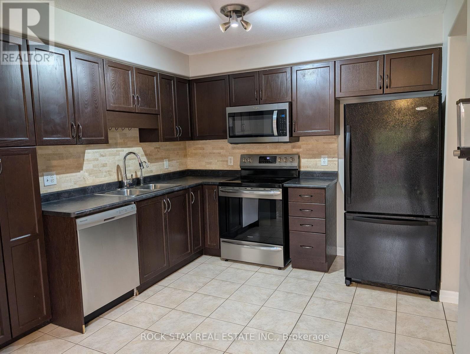 510 BANFFSHIRE CRESCENT, Kitchener — photo 4