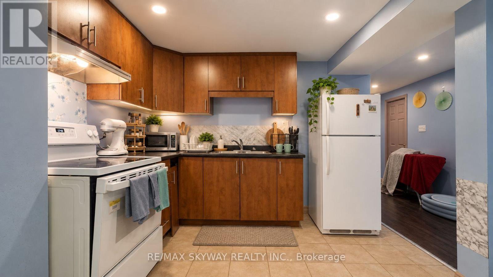 743 Winterton Way — photo 30