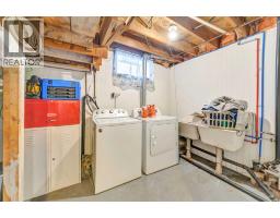 Hall - 4813 48 Street, Lloydminster, AB S9V0K6 Photo 11