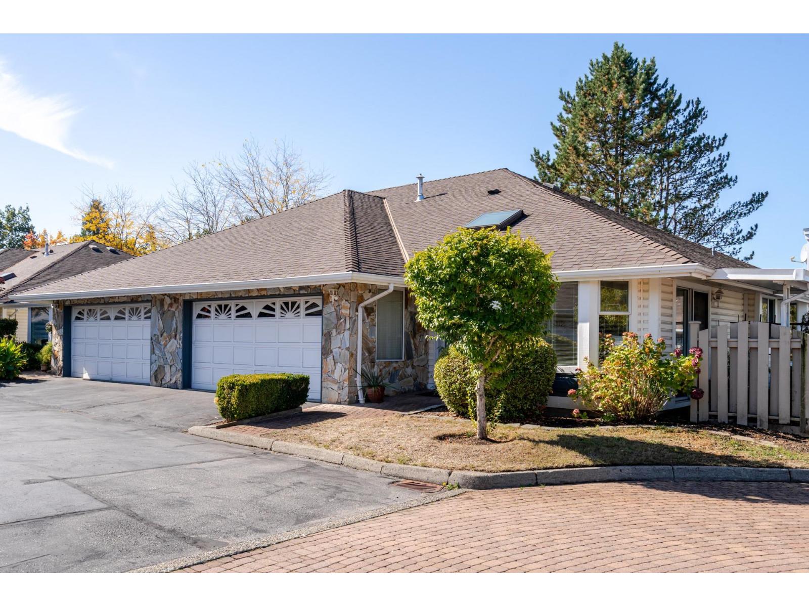 #49 21746 52 Avenue, Langley, British Columbia, V2Y1L4, Langley, British Columbia — photo 3 of 5