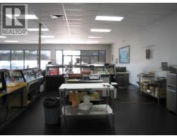 100 & 102c, 4804 50 Street, Innisfail, AB T4G1C2 Photo 10