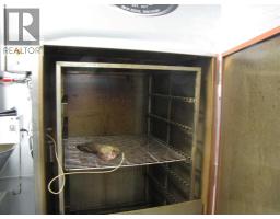 100 & 102c, 4804 50 Street, Innisfail, AB T4G1C2 Photo 21