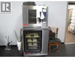 100 & 102c, 4804 50 Street, Innisfail, AB T4G1C2 Photo 17