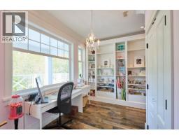 1001 Jay Crescent, Squamish, BC V8B0P2 Photo 12