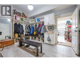 1001 Jay Crescent, Squamish, BC V8B0P2 Photo 26