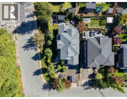 1001 Jay Crescent, Squamish, BC V8B0P2 Photo 34
